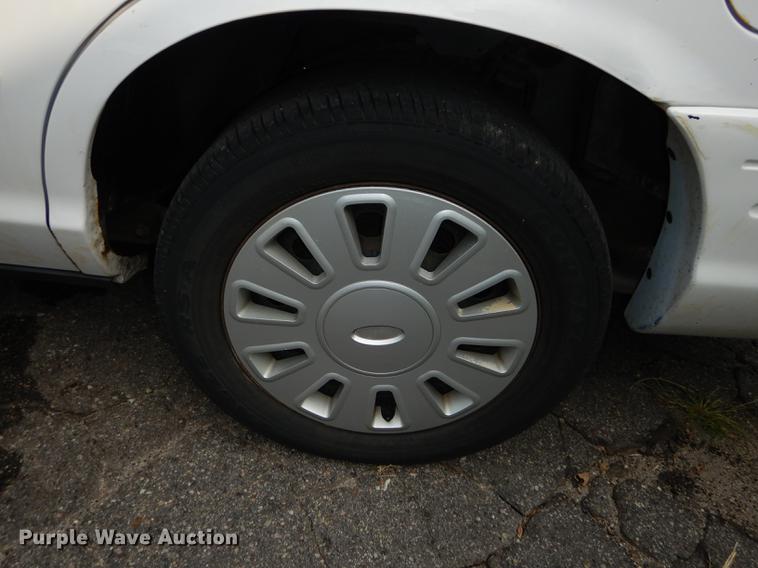 image for item DB8295 2009 Ford Crown Victoria Police Interceptor