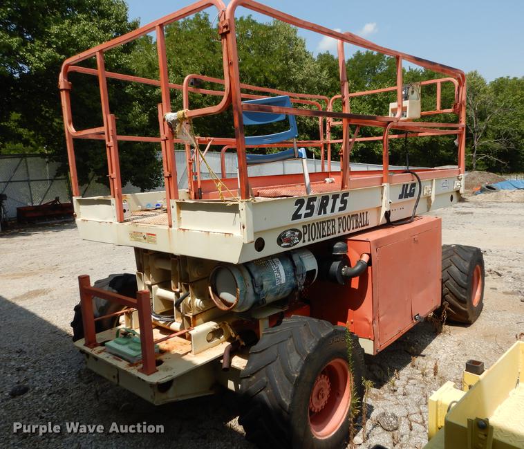 image for item DB8319 JLG 25RTS scissor lift