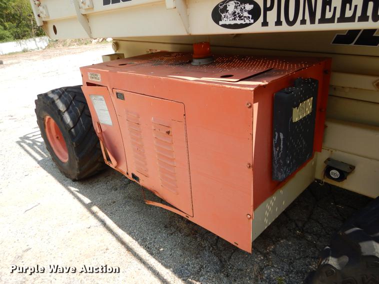 image for item DB8319 JLG 25RTS scissor lift