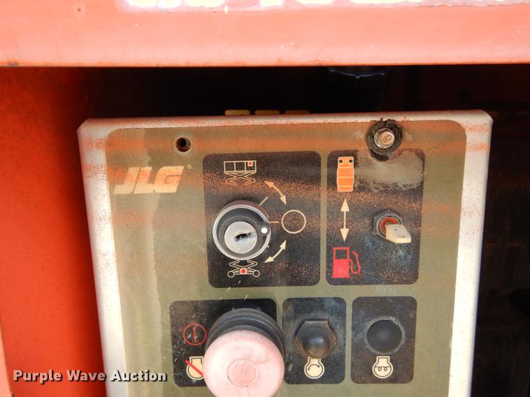 image for item DB8319 JLG 25RTS scissor lift