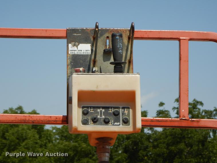 image for item DB8319 JLG 25RTS scissor lift