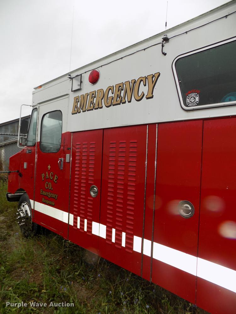 image for item DB8657 1982 Sanford emergency response vehicle