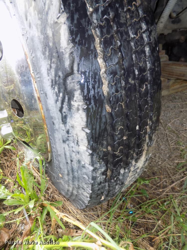 image for item DB8657 1982 Sanford emergency response vehicle