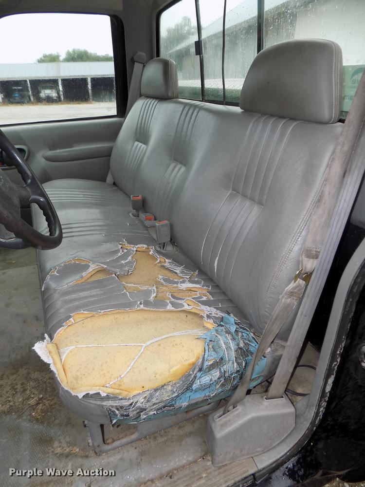 image for item DB8658 1995 Chevrolet C1500 pickup truck