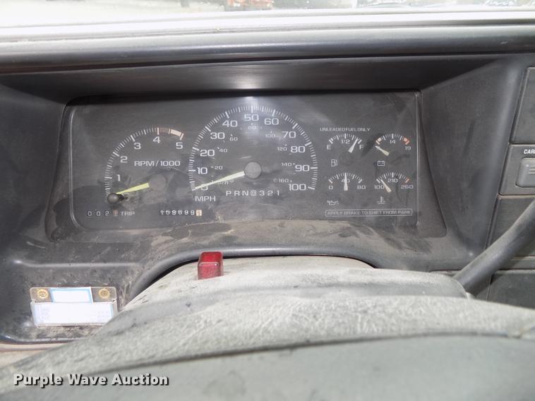 image for item DB8658 1995 Chevrolet C1500 pickup truck