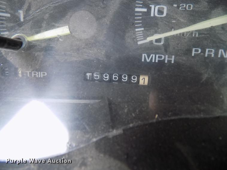 image for item DB8658 1995 Chevrolet C1500 pickup truck