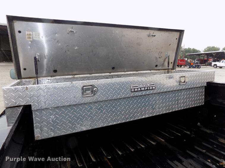 image for item DB8658 1995 Chevrolet C1500 pickup truck