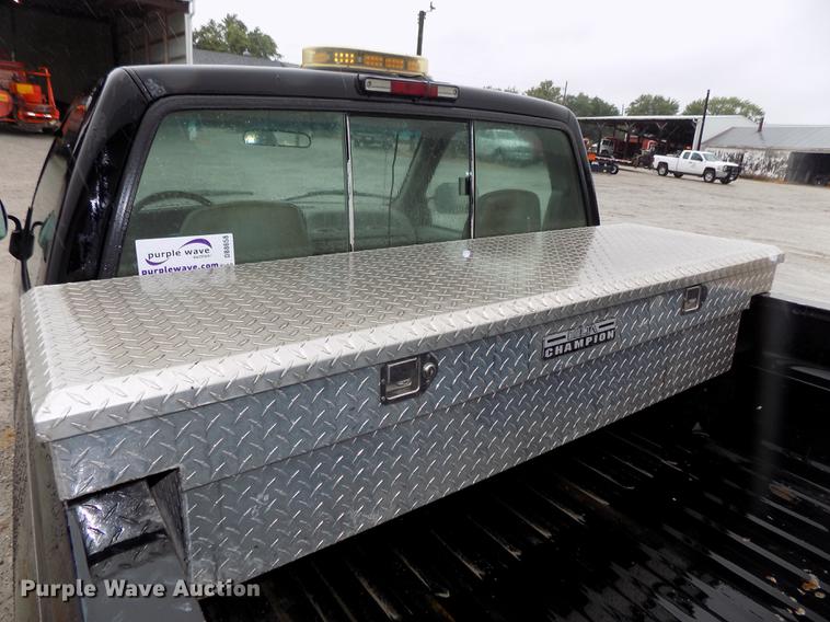 image for item DB8658 1995 Chevrolet C1500 pickup truck