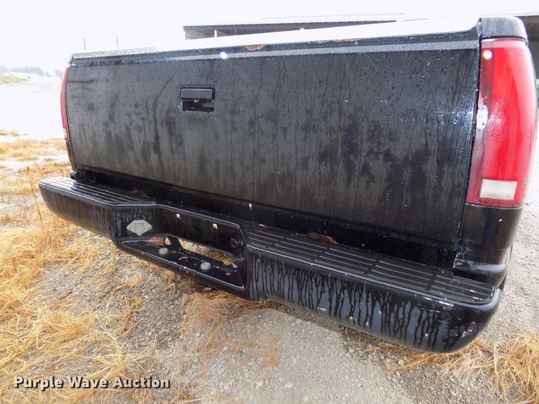 image for item DB8658 1995 Chevrolet C1500 pickup truck