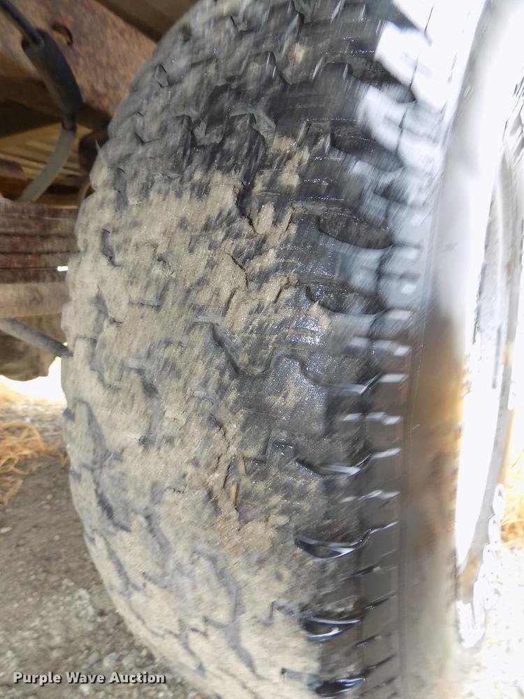 image for item DB8658 1995 Chevrolet C1500 pickup truck