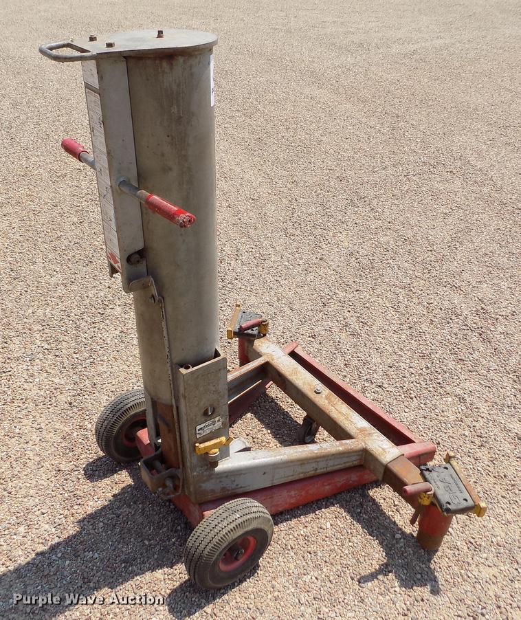 image for item DB9152 Gray Cat-350 pneumatic jack