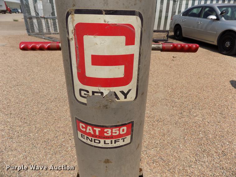 image for item DB9152 Gray Cat-350 pneumatic jack