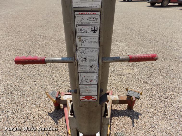 image for item DB9152 Gray Cat-350 pneumatic jack