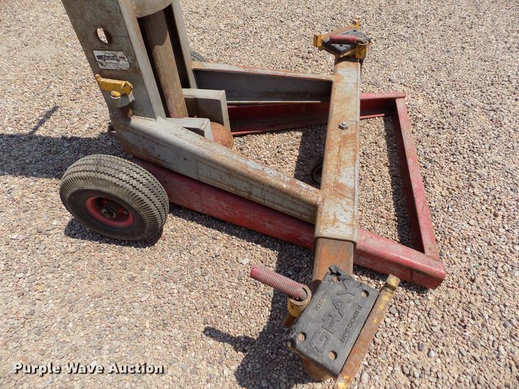 image for item DB9152 Gray Cat-350 pneumatic jack