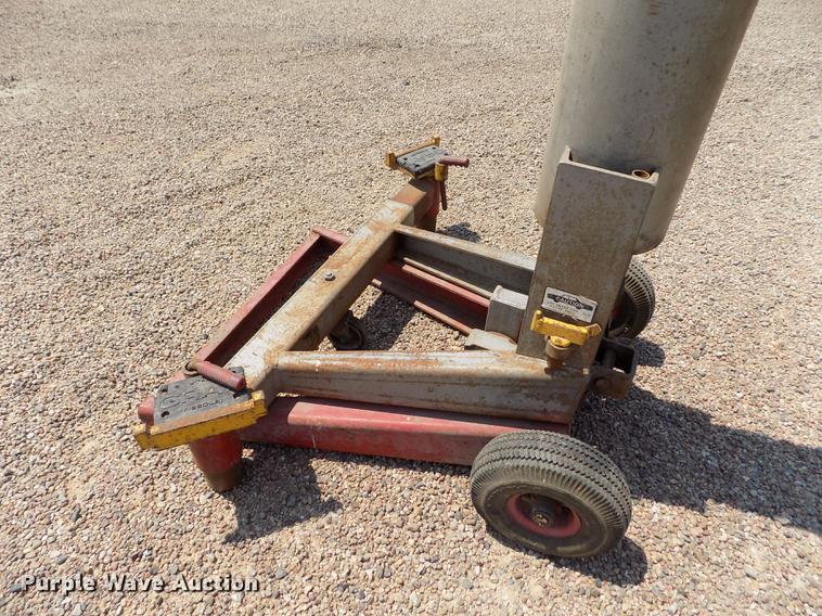 image for item DB9152 Gray Cat-350 pneumatic jack