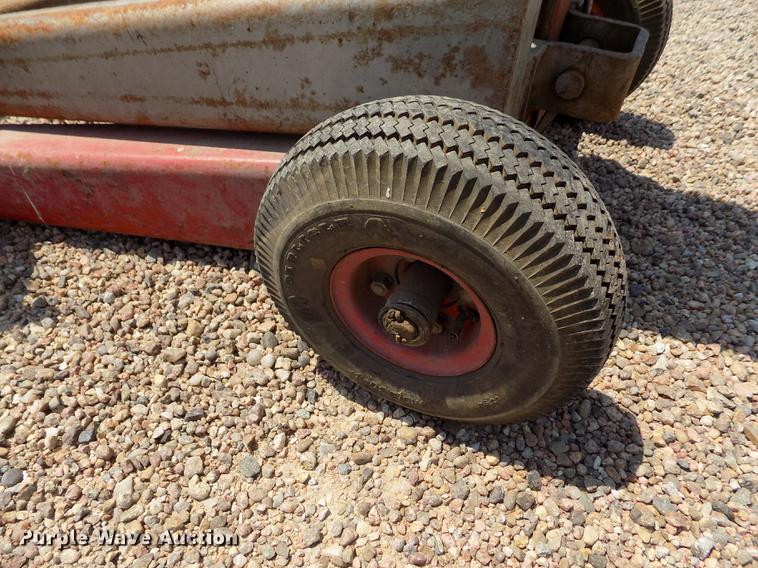 image for item DB9152 Gray Cat-350 pneumatic jack