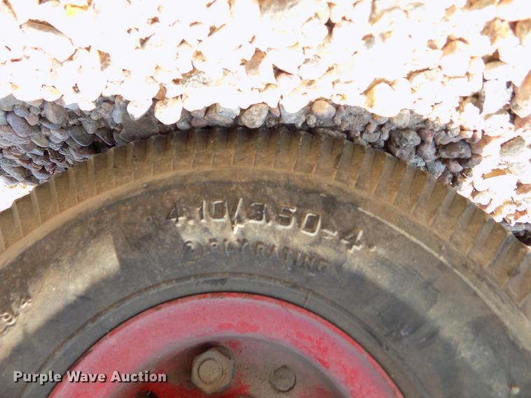 image for item DB9152 Gray Cat-350 pneumatic jack