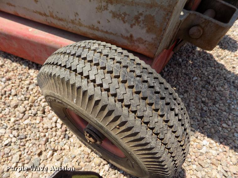 image for item DB9152 Gray Cat-350 pneumatic jack