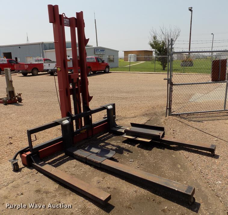 image for item DB9153 Heftee XL3600 mower lift