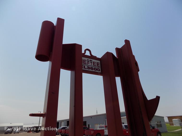 image for item DB9153 Heftee XL3600 mower lift