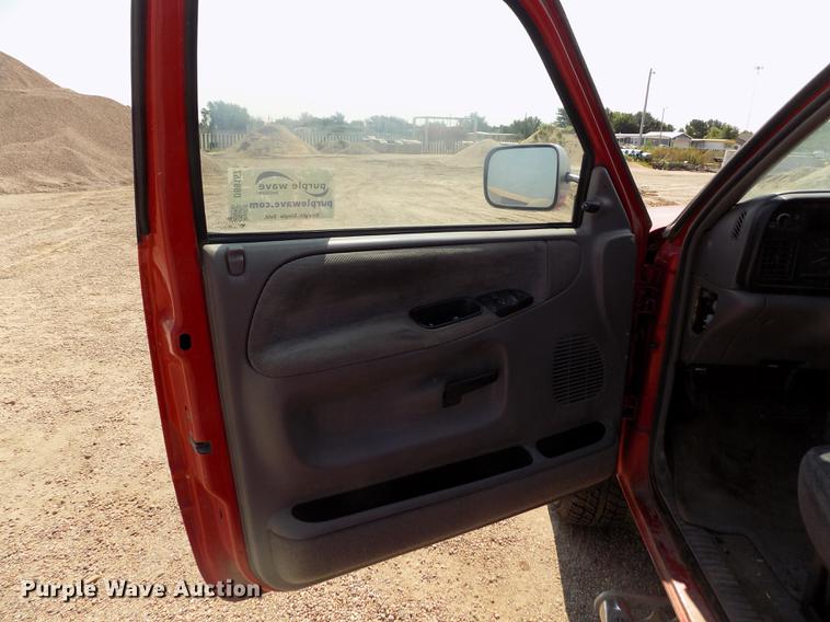 image for item DB9157 1996 Dodge Ram 1500 Club Cab pickup truck