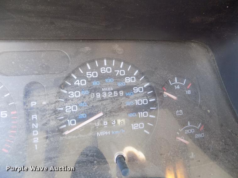 image for item DB9157 1996 Dodge Ram 1500 Club Cab pickup truck