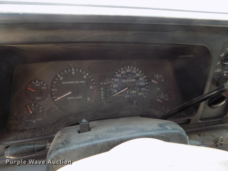 image for item DB9157 1996 Dodge Ram 1500 Club Cab pickup truck