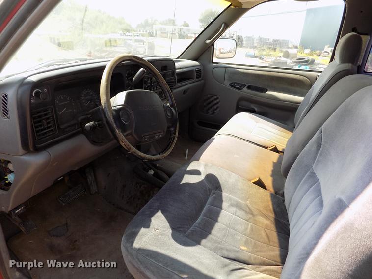 image for item DB9157 1996 Dodge Ram 1500 Club Cab pickup truck