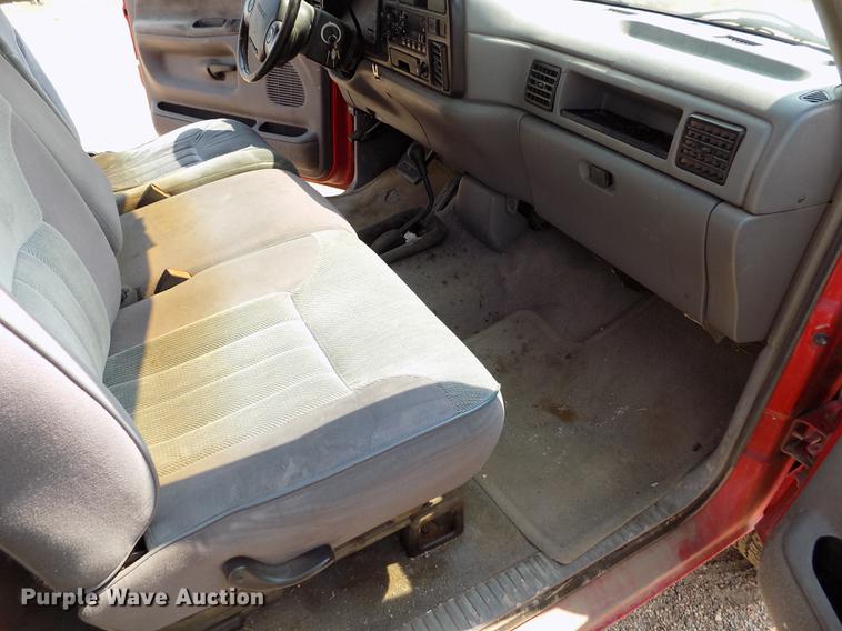 image for item DB9157 1996 Dodge Ram 1500 Club Cab pickup truck