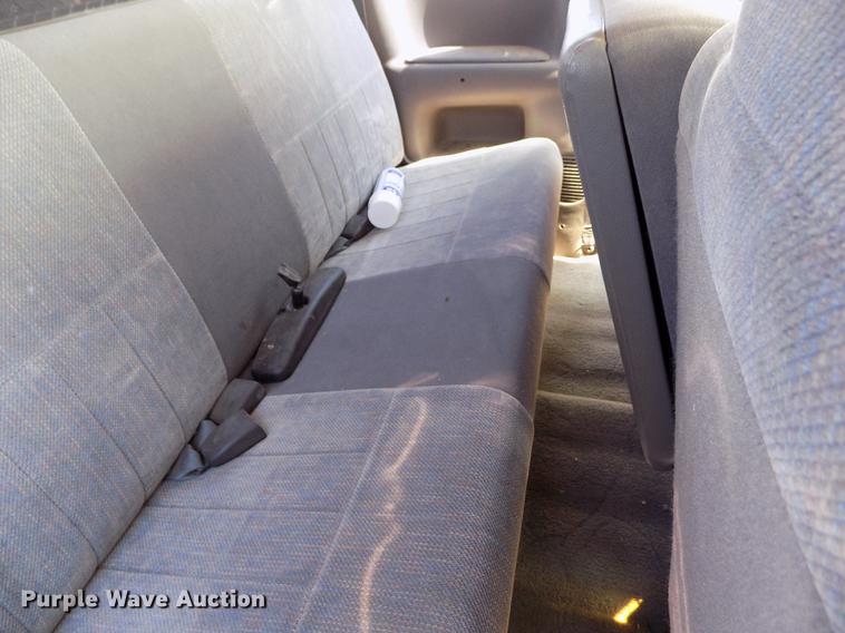 image for item DB9157 1996 Dodge Ram 1500 Club Cab pickup truck