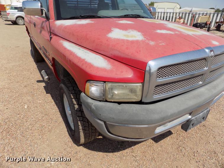image for item DB9157 1996 Dodge Ram 1500 Club Cab pickup truck