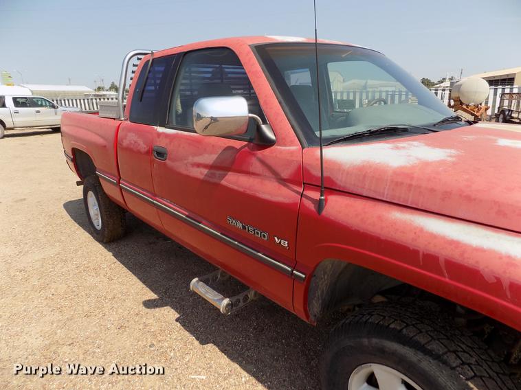 image for item DB9157 1996 Dodge Ram 1500 Club Cab pickup truck