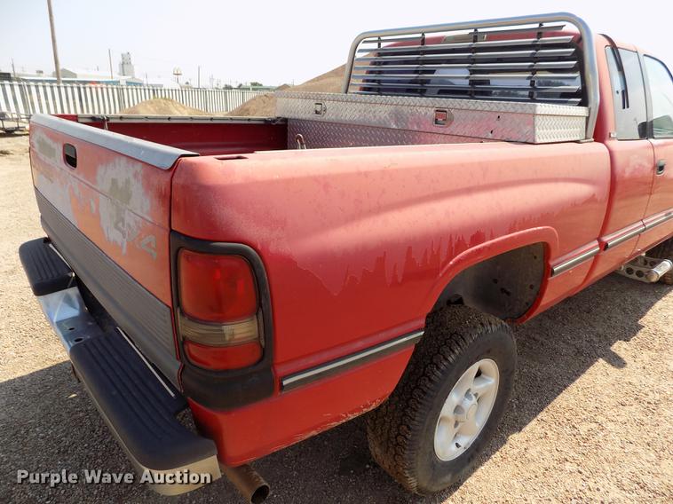 image for item DB9157 1996 Dodge Ram 1500 Club Cab pickup truck