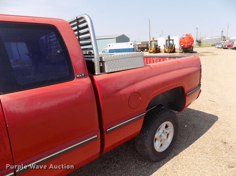 image for item DB9157 1996 Dodge Ram 1500 Club Cab pickup truck