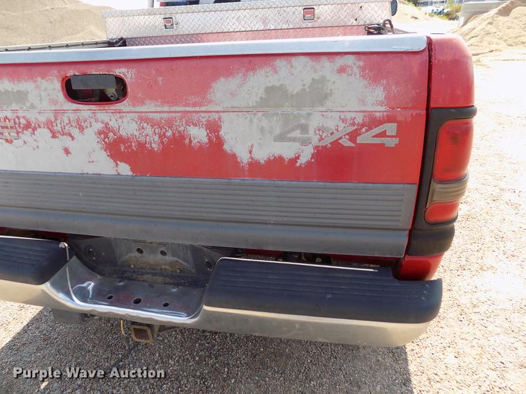 image for item DB9157 1996 Dodge Ram 1500 Club Cab pickup truck