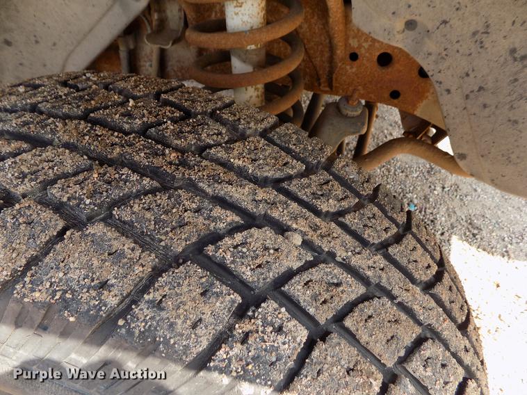 image for item DB9157 1996 Dodge Ram 1500 Club Cab pickup truck