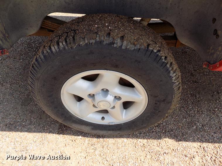 image for item DB9157 1996 Dodge Ram 1500 Club Cab pickup truck