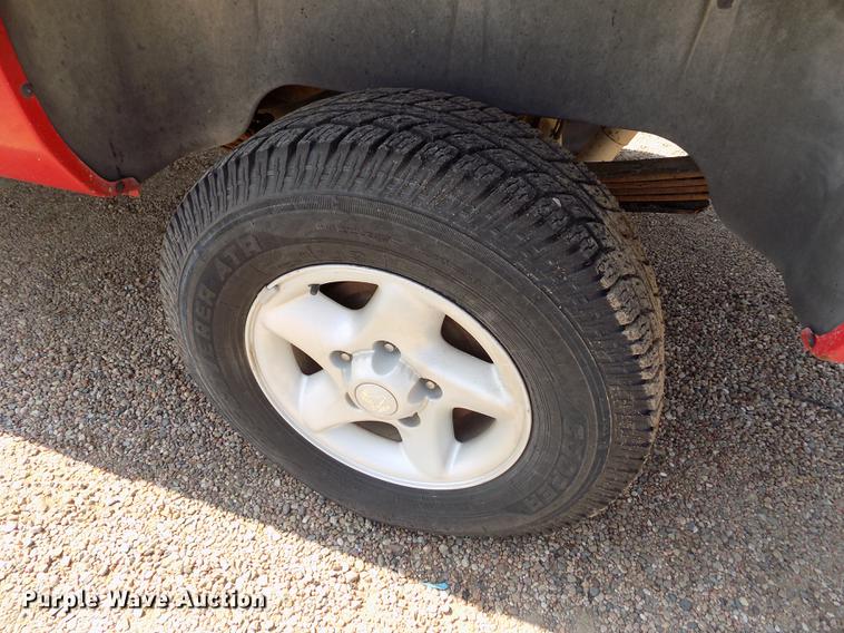 image for item DB9157 1996 Dodge Ram 1500 Club Cab pickup truck