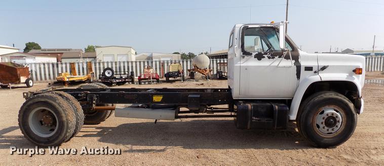 image for item DB9158 1988 Chevrolet C60 truck cab and chassis