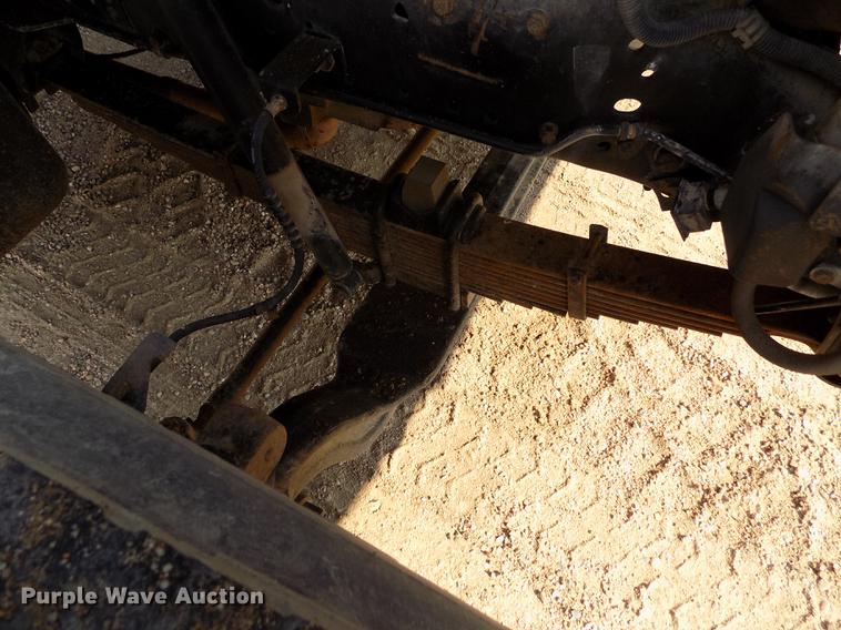 image for item DB9158 1988 Chevrolet C60 truck cab and chassis