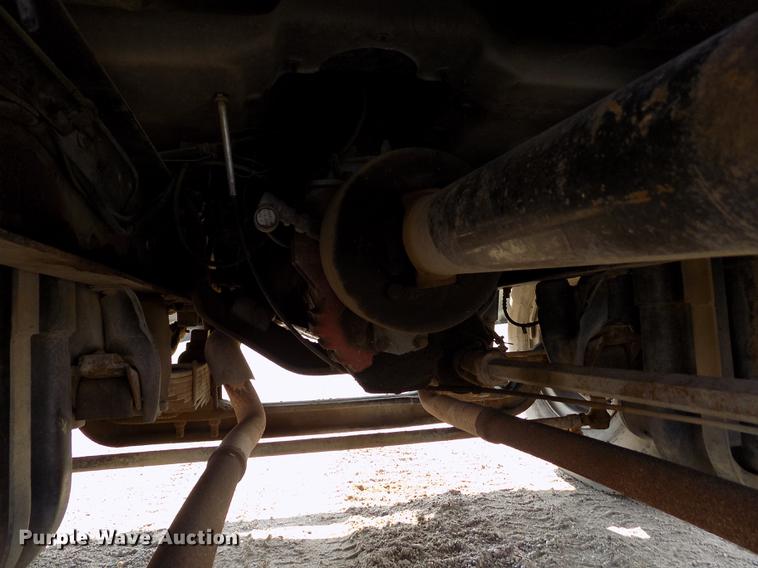 image for item DB9158 1988 Chevrolet C60 truck cab and chassis