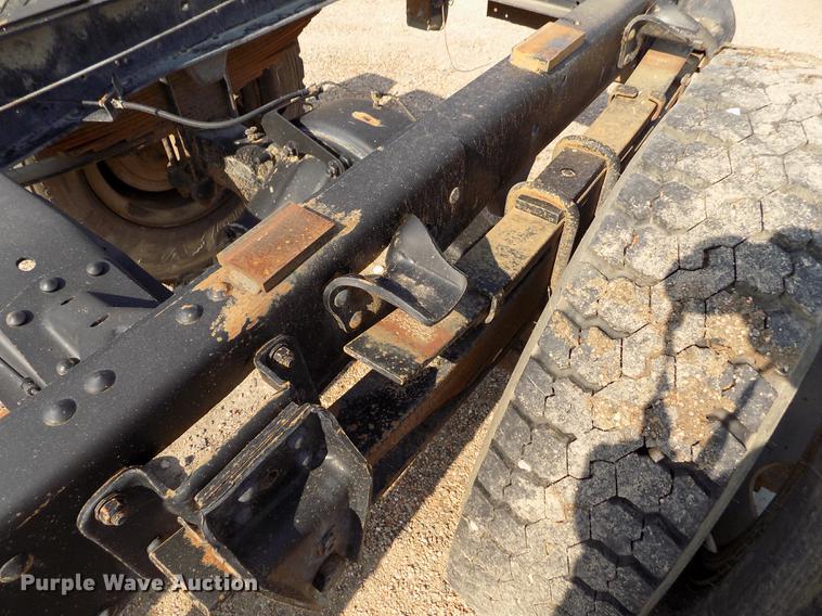 image for item DB9158 1988 Chevrolet C60 truck cab and chassis