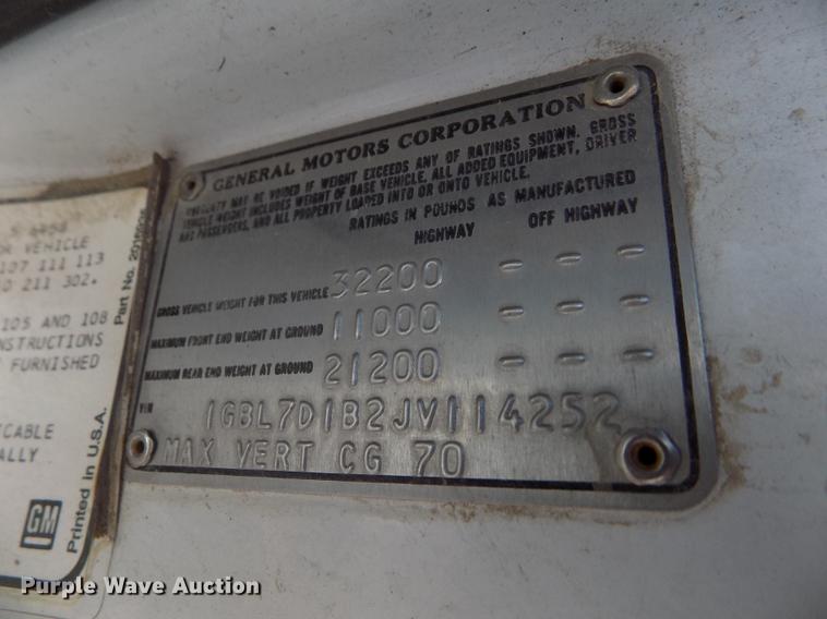 image for item DB9158 1988 Chevrolet C60 truck cab and chassis