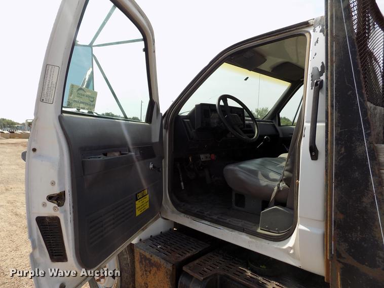 image for item DB9160 1993 GMC TopKick dump truck