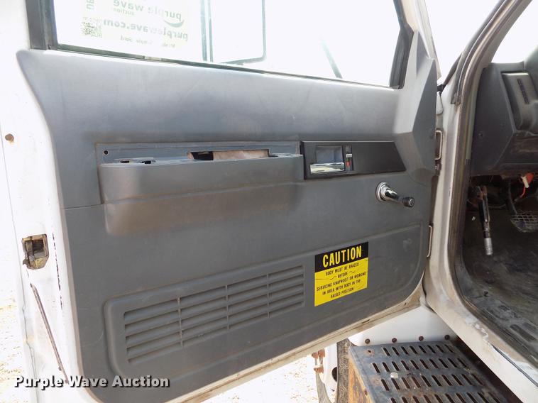 image for item DB9160 1993 GMC TopKick dump truck