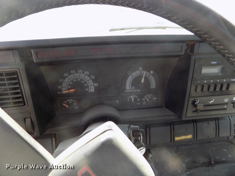 image for item DB9160 1993 GMC TopKick dump truck