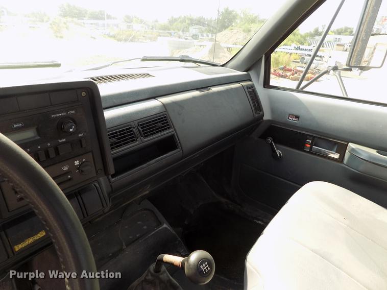 image for item DB9160 1993 GMC TopKick dump truck