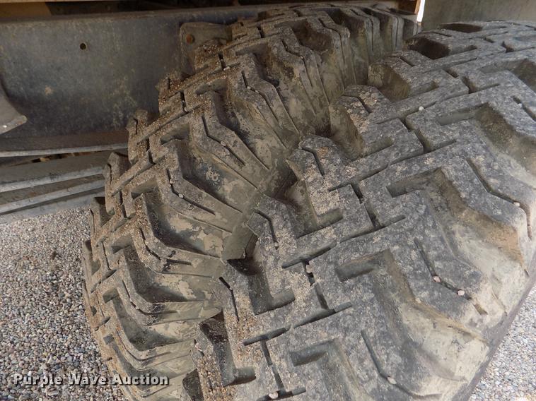 image for item DB9160 1993 GMC TopKick dump truck