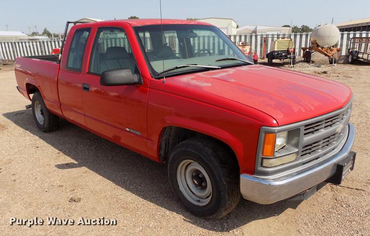image for item DB9161 1997 Chevrolet C1500 Ext.Cab pickup truck