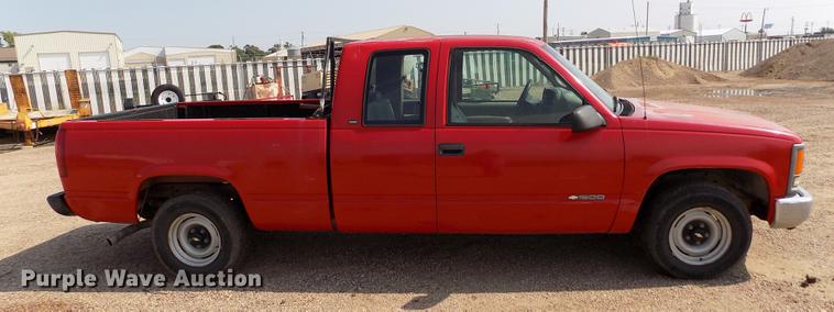 image for item DB9161 1997 Chevrolet C1500 Ext.Cab pickup truck
